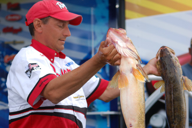 1D6BE989-5F96-42DA-8C4E-35A618290AA4