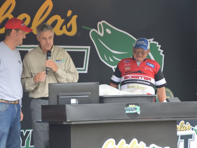 1DD11384-51D5-46CA-9C89-DE0807CB2E59