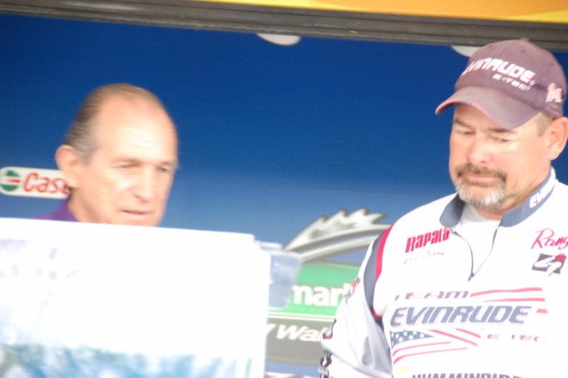 1DDAE976-04F1-4C10-BC91-75D65F0CCF63