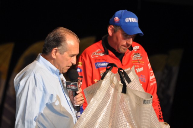 1E02782D-2FD8-48CE-9B66-7E279F361D52