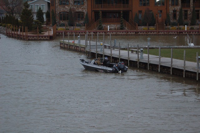 1E0D51A1-90F1-463E-A23B-493C33327C07