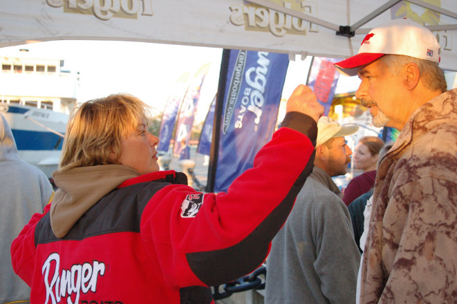 1E0F1693-394F-40BB-B9C1-BA069ACDB621