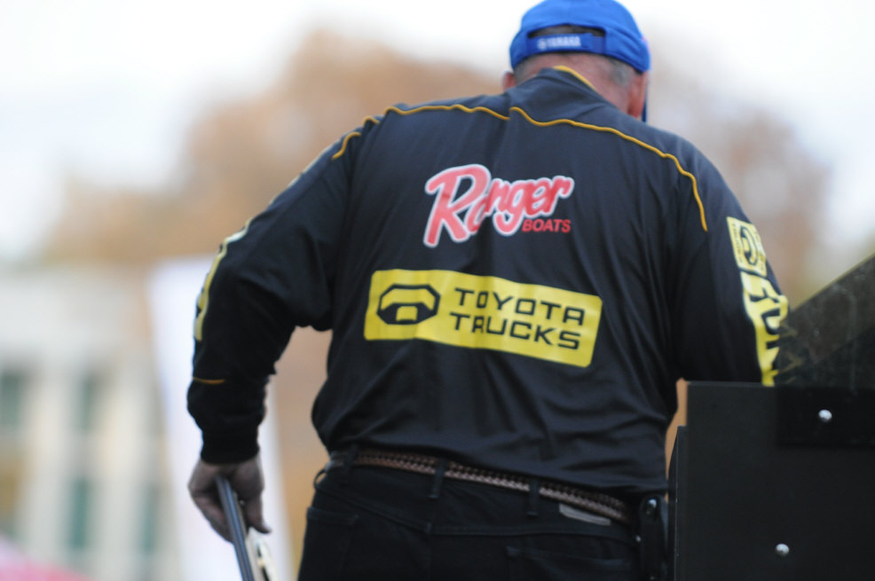 1E3D9EF7-018D-449D-9CB1-B8AB7B659057