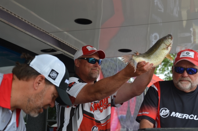 1E457ABA-0032-45B8-995F-936385A9B982