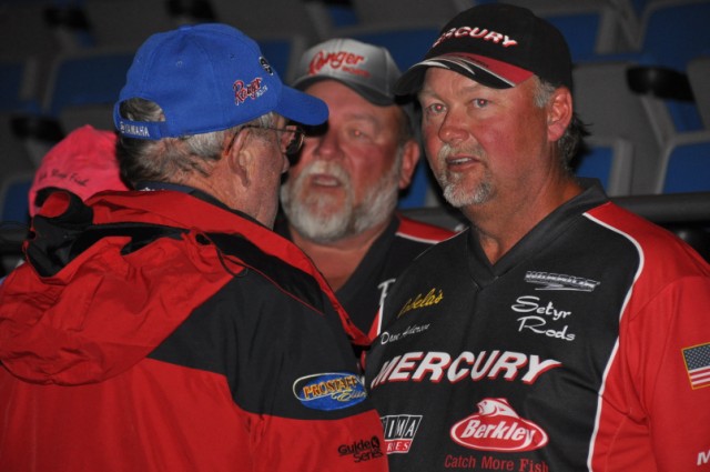 1E48EF66-438E-455B-AAD5-67113F161DBE