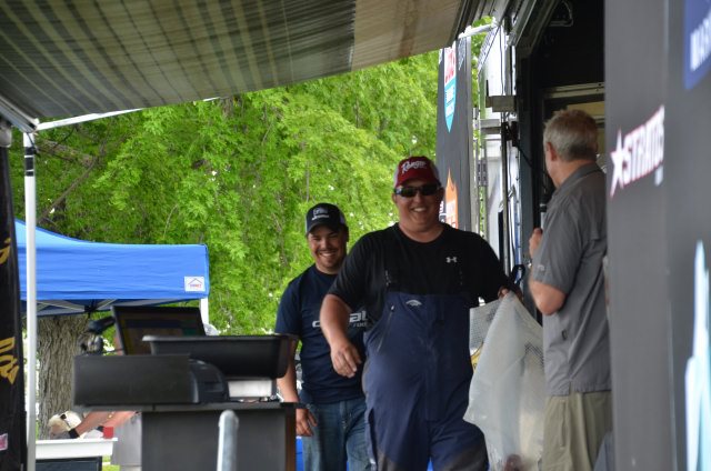 1E680B82-4896-43E4-A327-4BB32B0589EE