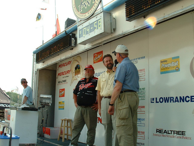 1E6DEC1E-42D9-49CE-AC7C-78E18A25ED20