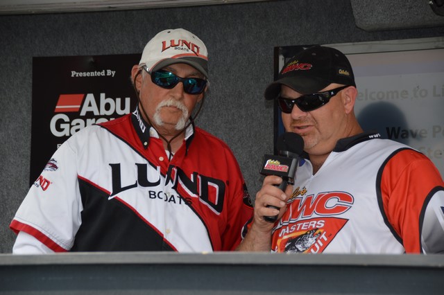 1EC1E69E-FA32-4D0E-9375-F2060FCCD06F