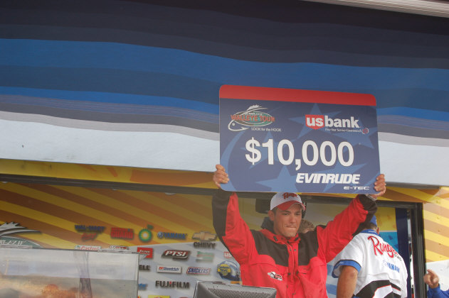 1EF1469E-D2B4-4970-8D5C-41BB38A18D2A