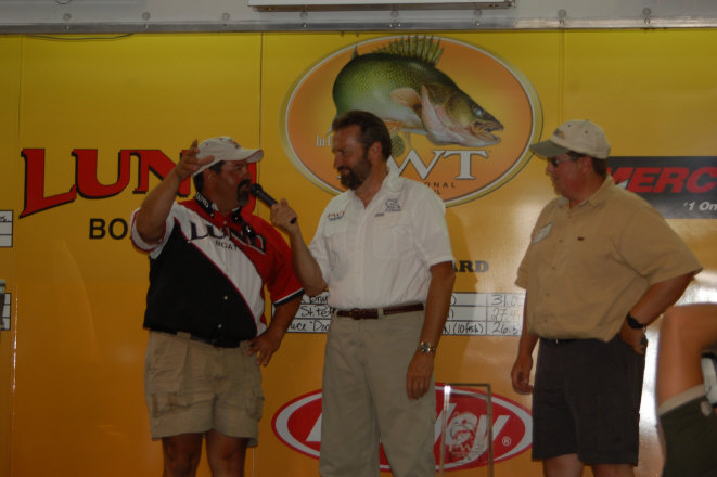 1F508E93-6788-41FD-95F2-55BC0A64615F