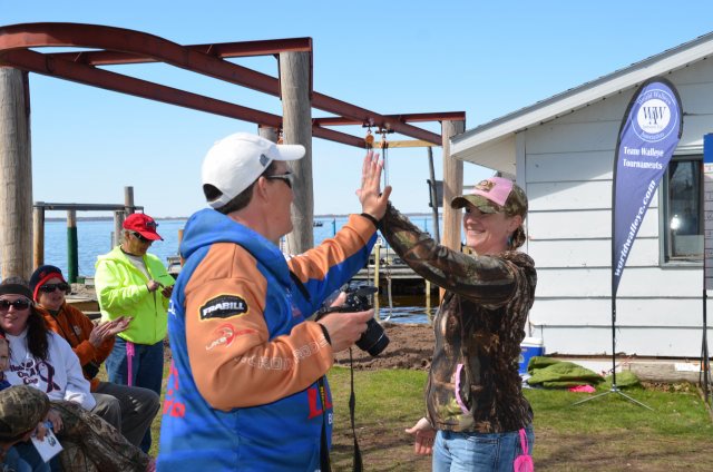 1F5E8544-FE1D-414C-ABDF-AAC18A2A9FB6