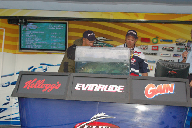 1FBFE4B0-F2D0-4FE1-B4F9-01CDCC3EB4C2