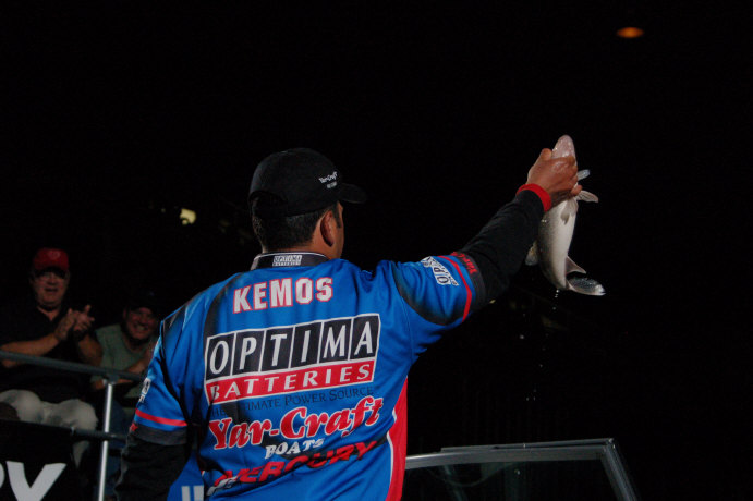 A1F4B95C-6570-4A1A-A032-8A39A5B4D7BD