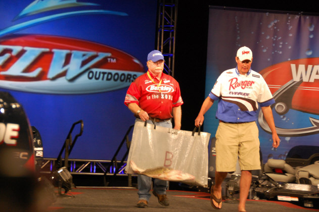 E0900862-7C1D-4C5F-A714-0F108AA6CC96