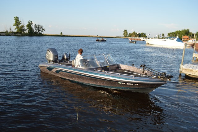 8EFE493B-C029-459C-8533-F2C1DB00F953