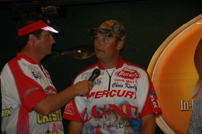 D5232828-261D-4695-9BDD-2327085D7E87