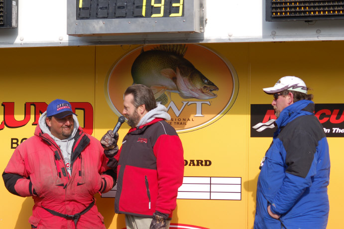 2005A394-E5E7-44FD-9CD8-9A0884DC1FE0