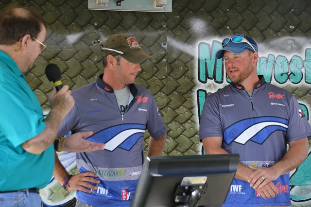 201E210B-6058-40DF-8950-17AD04398509