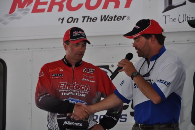 202B8ED8-809B-43E4-9522-3F7514A5BA03