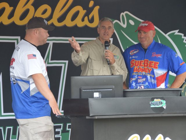 203B424C-05FC-4B97-A303-0A36F4989685