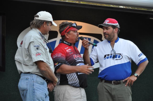 204489BA-D685-485D-8C7A-A6A5A781BF00