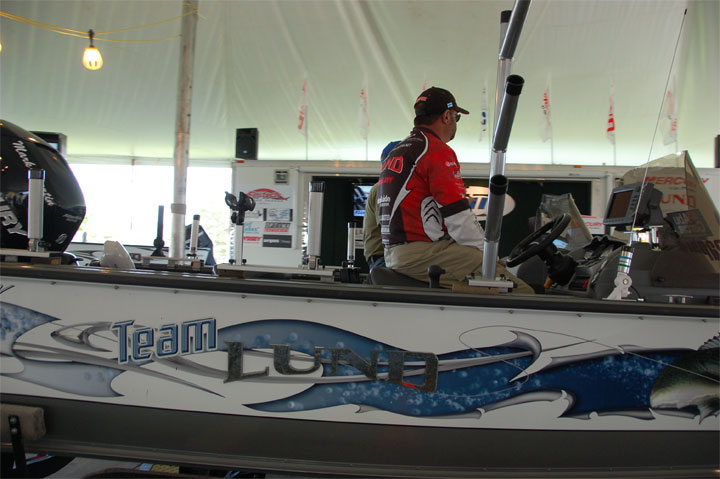 2057E517-B61A-4195-9136-EA974703C2B8