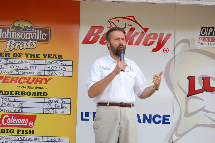 211E5733-FC1B-4EDB-A35A-309645ABF89F