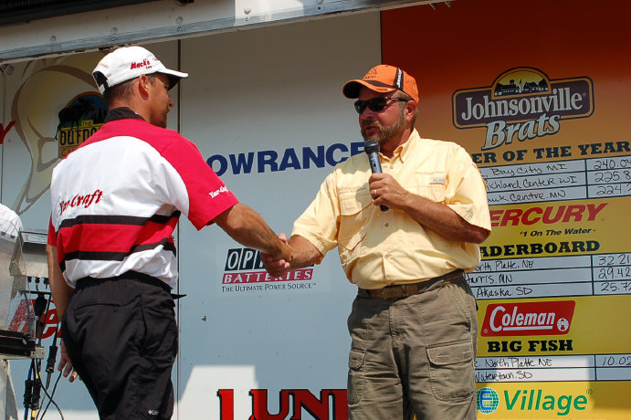 2131A666-7326-4628-B935-F415C209DBBA