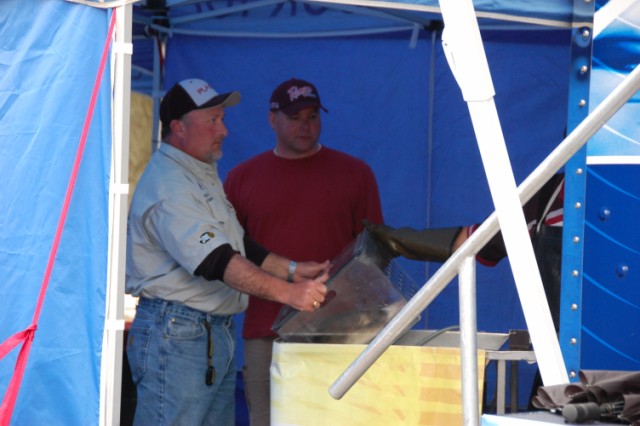 2175A9F6-ADCD-4C6E-AFB1-CF18D8263628