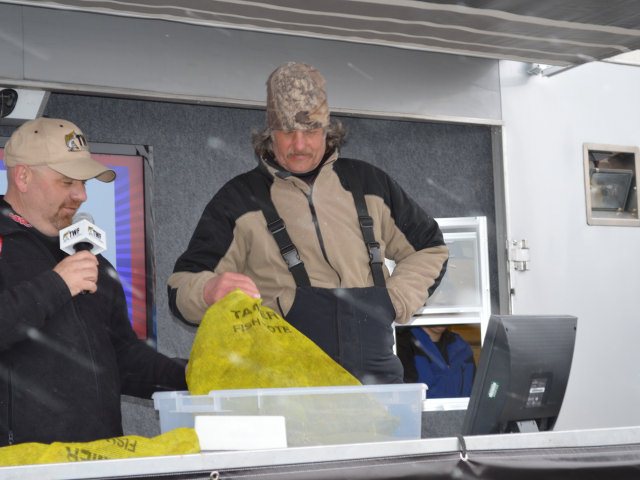 217B4E30-5A4A-49A9-960E-FF8A96551CDB