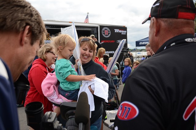 217CD501-4F0D-408B-83CC-60298A5EE9C6