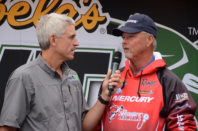 2186133E-0947-424F-B5CF-887F9F6D61B0