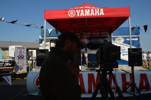 218E333D-417A-4A4E-8F49-A72CE1C6351E