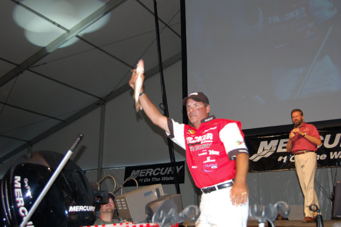 21999AA7-0FBD-4A12-85AC-954E3E53357A