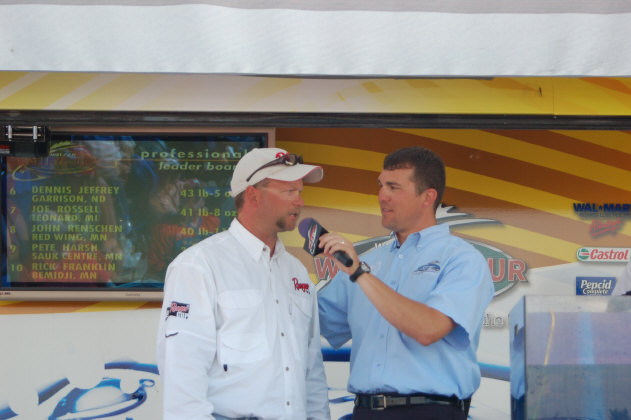 21ED2F76-F418-4E4F-A112-D61C6C6065DD