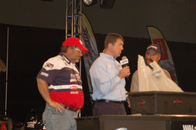 21F451BD-8796-4054-BDFB-0089627C373C