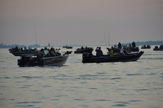 22086B72-89AD-421B-ACC9-269C8CF06753