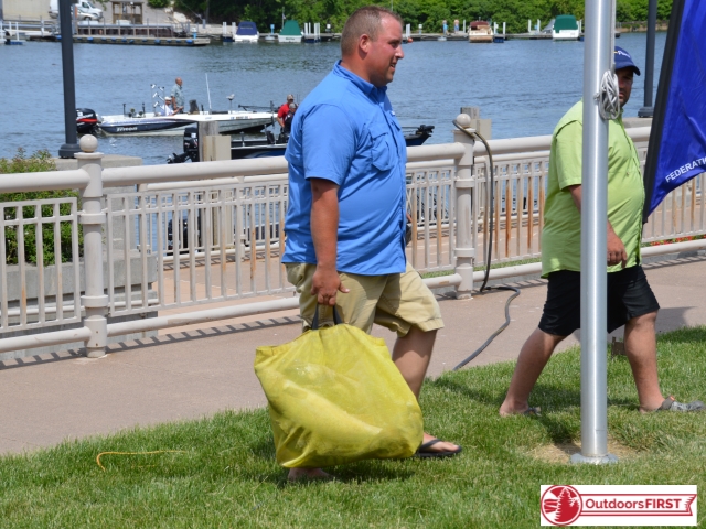 224FF9F0-06DD-4C26-9508-57B3C20B15B6