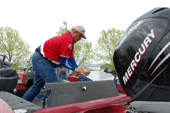 2263556C-84F8-4177-8D3D-893BA445AB21