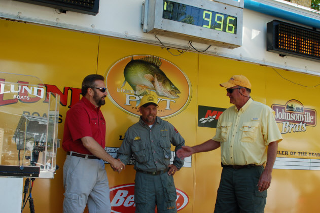 2273FFBC-4C6C-4B0C-8898-15D4AF9C4C12