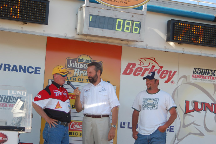 2278779B-F7F5-43FA-84B5-2C4F9073B384