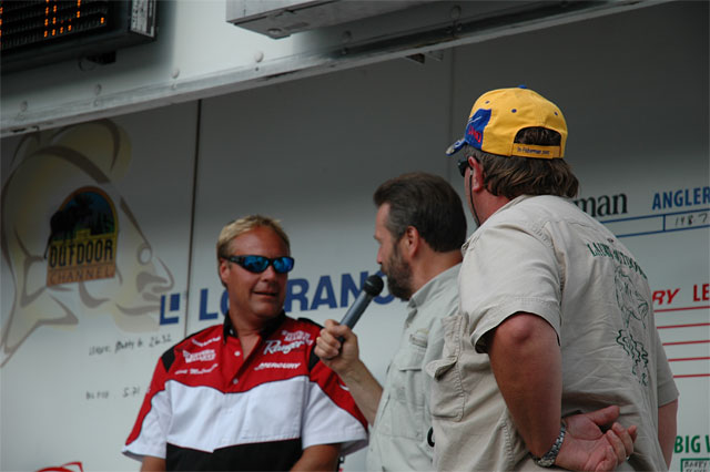 227DBC86-9FE8-4A3A-8E92-EF1A804EE29D