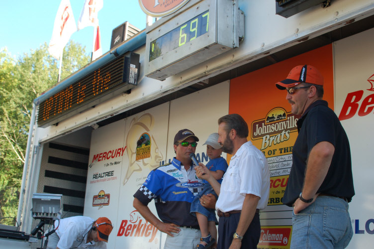 22869189-D269-4583-BA1F-12CF6487F912