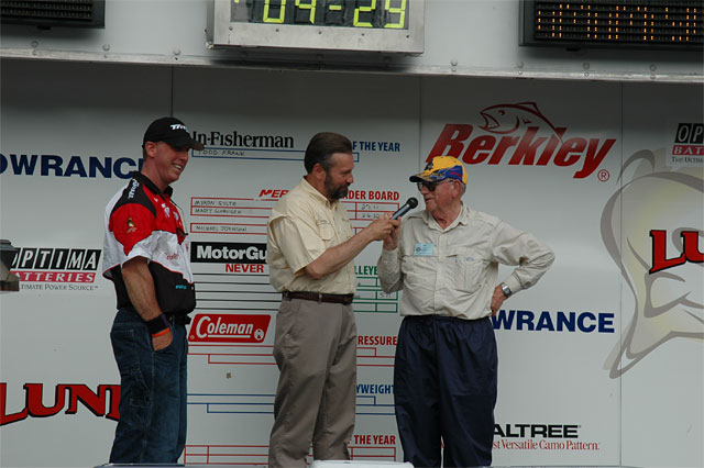 22967BF8-BFA4-4AE8-947E-9F7D031AF863