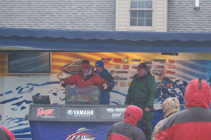 22EFFE97-AEC2-49BA-9AD2-3E66A6A4CE94