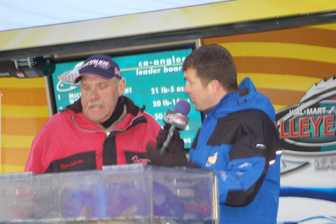 230B8ABD-84EF-41B3-9924-63E969C92B26