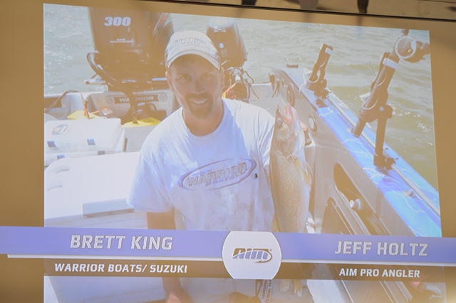 233E5AC1-EC90-4EF2-BFA7-023F8DBFD2B1