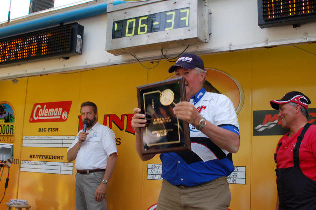 235FC054-7B31-47B2-AB41-78686BA27782