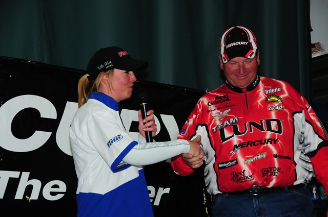 237FB622-5465-4EE8-9C6F-989A41977C75