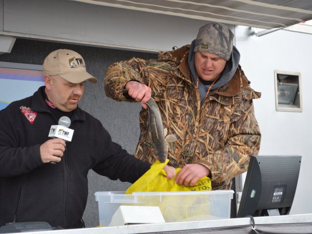 238BEF4B-CAF0-43F2-84C4-BC257401CA60